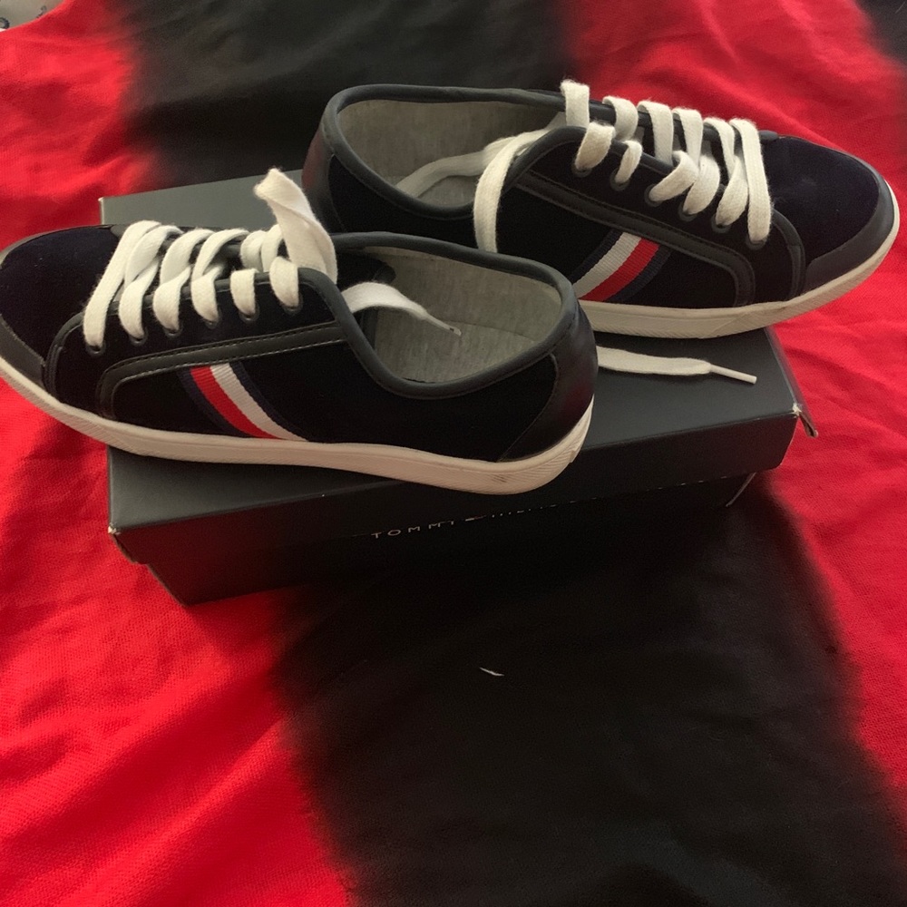 Tommy Hilfiger sneakers